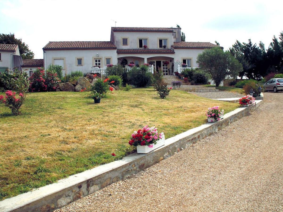Domaine De La Pendule Bed & Breakfast Issel Ngoại thất bức ảnh